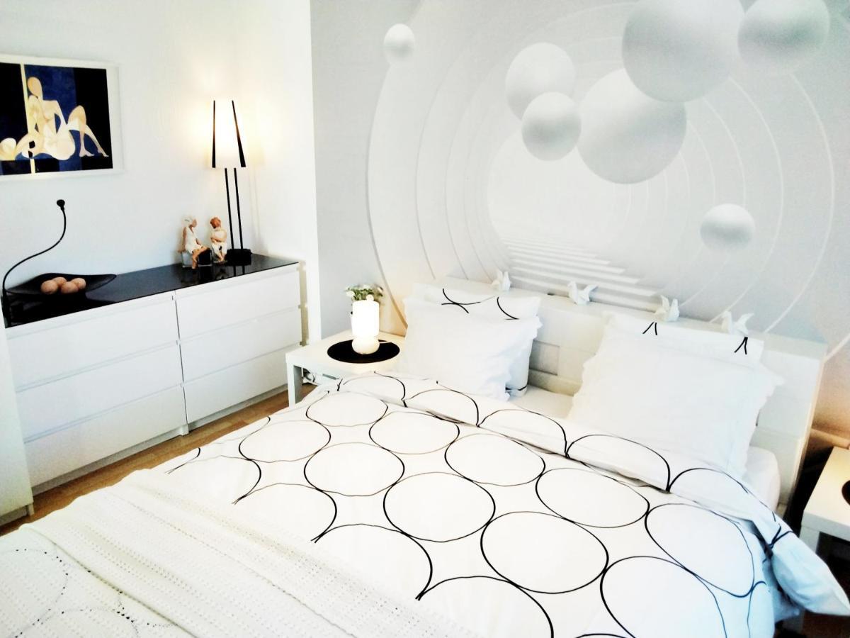 Bed and Breakfast Les Chambourlettes Монс Экстерьер фото